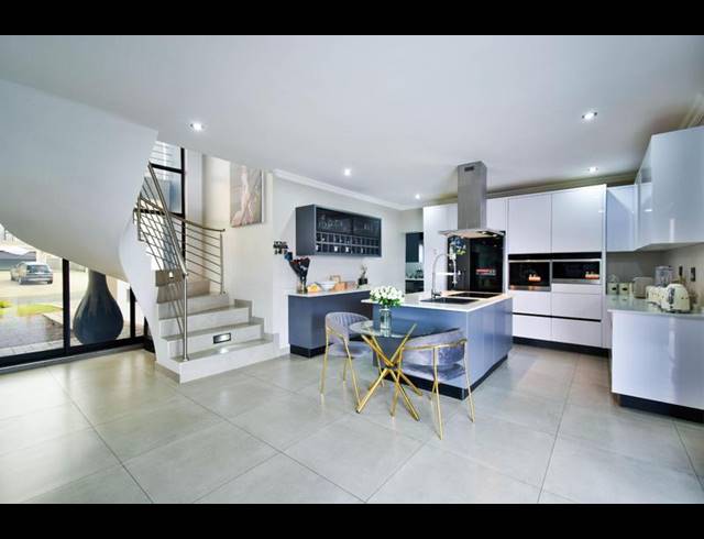 6 BEDROOM PROPERTY TO RENT IN SAVANNAH COUNTRY ESTATE